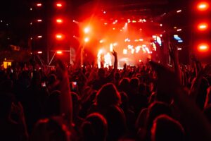 mlodzi-rezyserzy-w-akcji-festiwal-korczak-dzisiaj-otwiera-drzwi-do-teatralnej-przyszlosci-w-warszawie