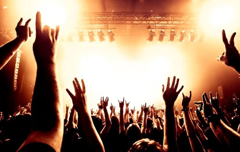 sanah-znow-na-pge-narodowym-jak-bezproblemowo-dotrzec-na-niezapomniany-koncert
