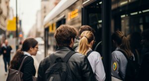 zabytkowe-autobusy-i-atrakcje-dla-calej-rodziny-dni-transportu-publicznego-2025-w-warszawie