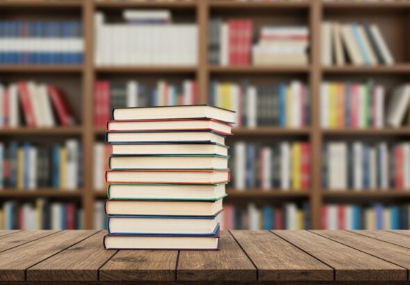 30-lat-biblioteki--podr-----przez-dekady-i-przysz--auto-6229