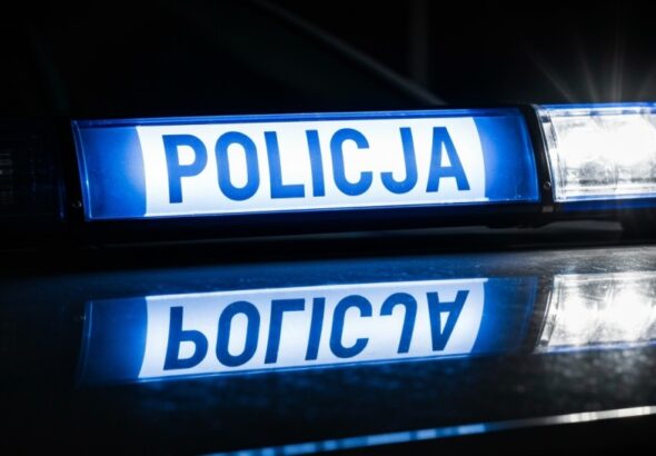 35---lecie-nszz-policjant--w-auto-343