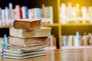 jesienne-spotkanie-z-ksi----k---w-targ--wku--drugi-auto-6428