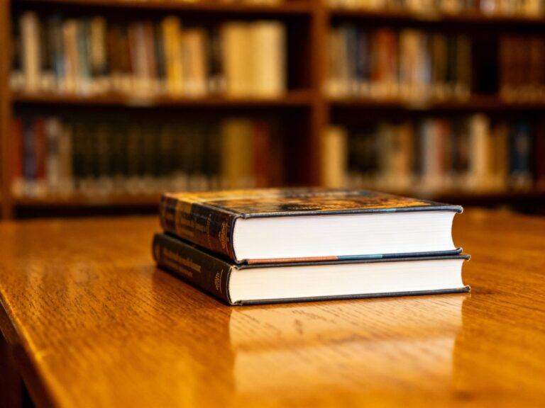 poezja-na-ty--magiczna-noc-w-bibliotece-publicznej-auto-6343