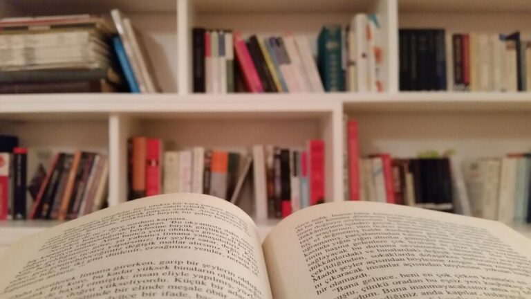 spotkanie-z-maria-paszynska-odkryj-tajemnice-pisarstwa-i-historie-w-bialolece