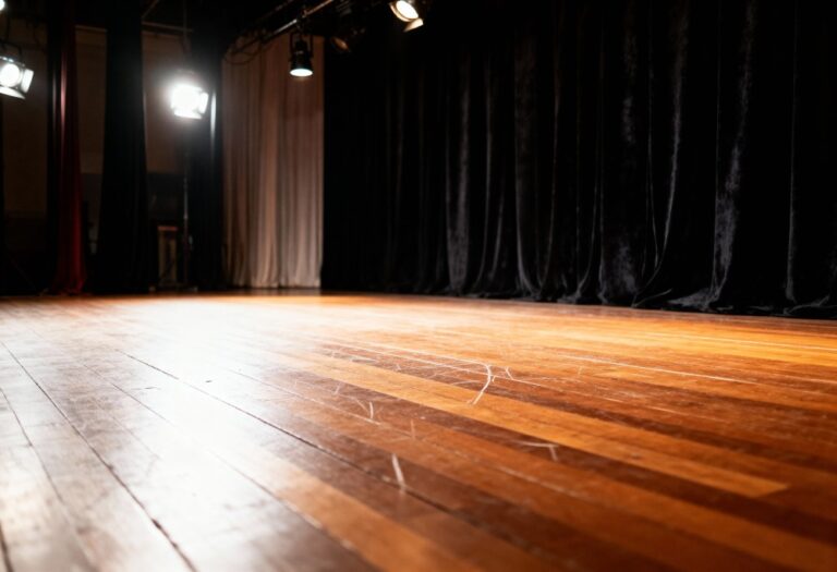 wielka-scena-dla-mlodych-wawerski-festiwal-teatralny-2025-czeka-na-twoja-nastolatke