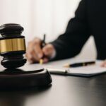 co-warto-wiedzie---o-prawnym-obowi--zku-zg--aszani-auto-4047