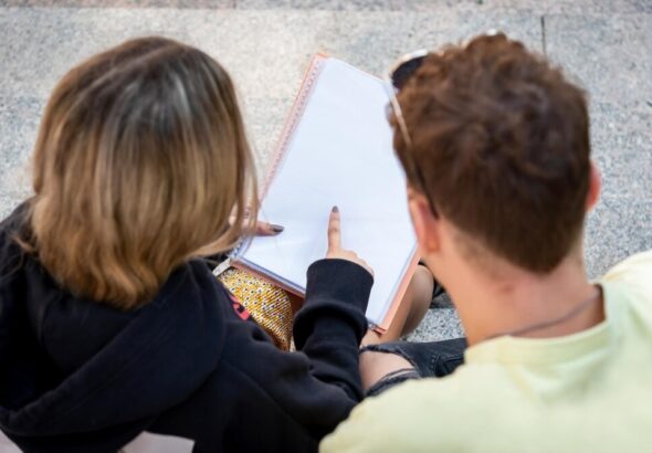 dzieci-z-w--ochy-odkrywaj---polsk---i-zdrowy-styl--auto-3595