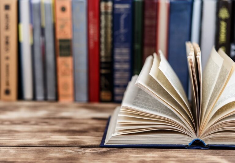 jesie---z-ksi----k---w-wypo--yczalni-nr-21-----odk-auto-6391