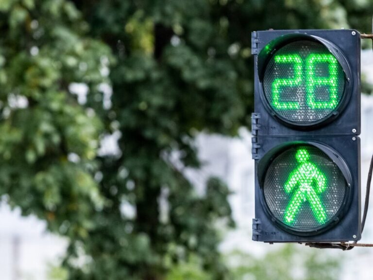 konkurs--odblaskowa-szko--a--2025---b--d---widoczn-auto-6030