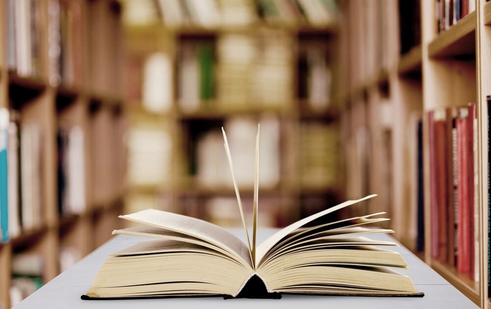 listopad-pe--en-atrakcji-w-bibliotece-publicznej-b-auto-6398