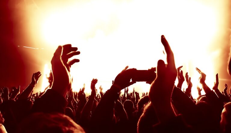 muzyczna-podr-----przez-histori----spektakl--wis---auto-1783