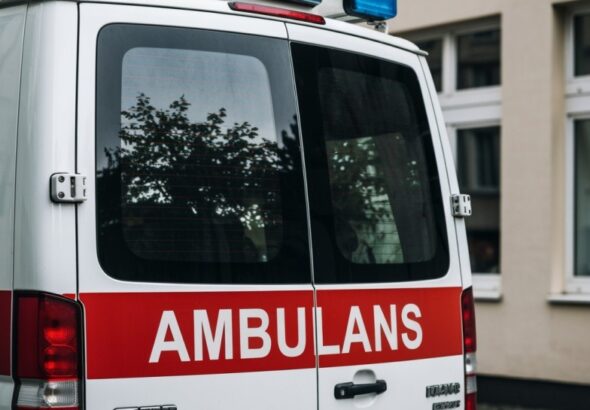 ruszy---na-ratunek--cho---by---po-s--u--bie-auto-993