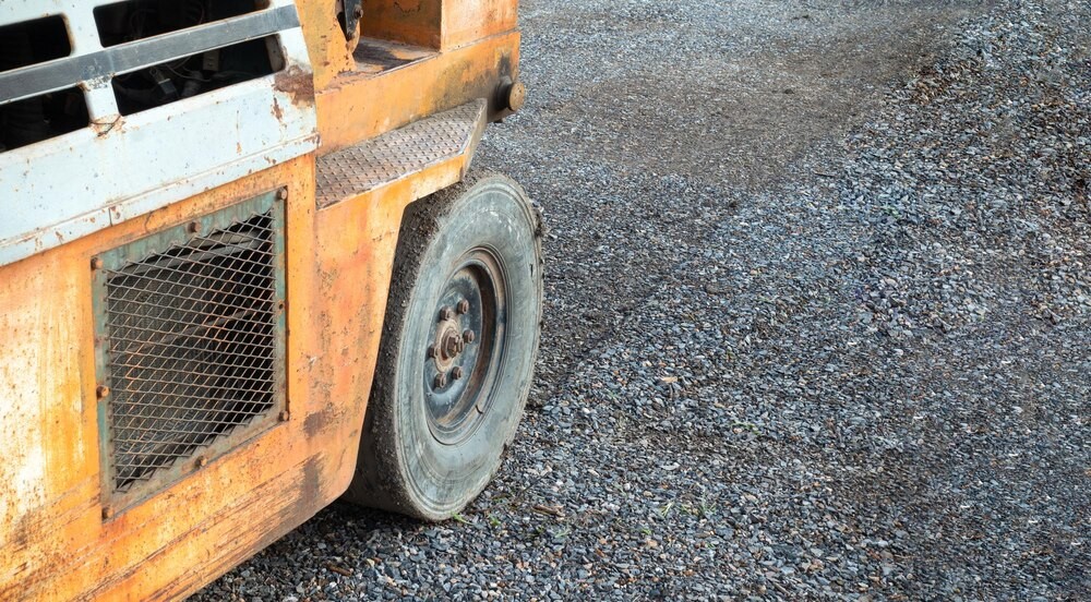 ulica-kwitn--ca-zyska-now---nawierzchni-------zmia-auto-3737