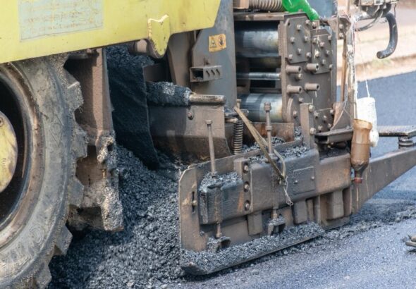 warszawskie-chodniki-w-remoncie--nowa-jako-----dla-auto-3710