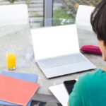 listopad-pe--en-przyg--d-i-kreatywno--ci-w-bibliot-auto-3583