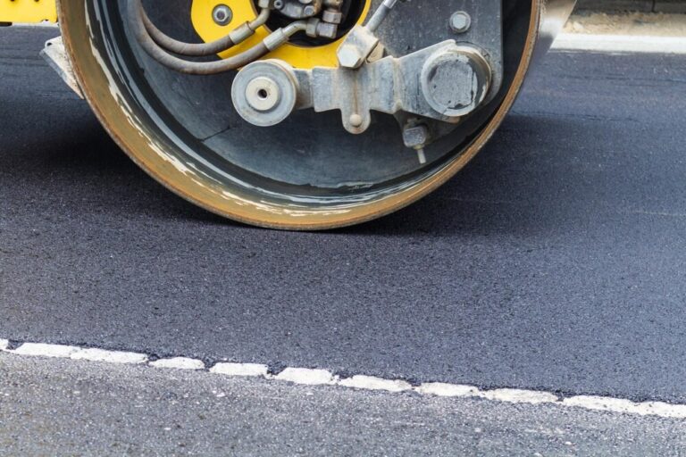 odtworzymy-nawierzchni---na-kr--lewskiej-auto-3727