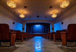 tarchomi--skie-granie-i-japo--ski-teatr-w-bia--o---auto-6463