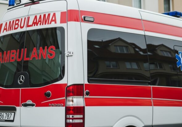 bezpiecze--stwo-na-stokach--policyjni-narciarze-cz-auto-942