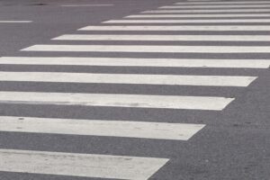 czujno-----stra--nik--w-zapobieg--a-nieszcz----ciu-auto-6039