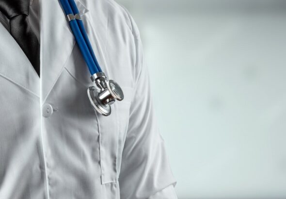 gdzie-szuka---pomocy--gdy-przychodnia-jest-zamkni--auto-3807