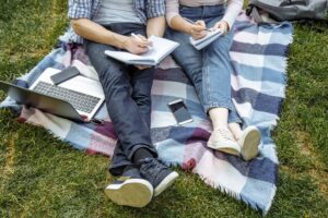 konsultacje-z-ekspertami-zus-w-targ--wku--dowiedz--auto-3594