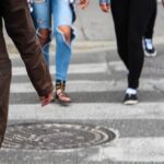 krok-w-stron---przej--cia-dla-pieszych-przez-aleje-auto-6019