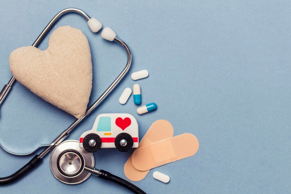 niesie-pomoc-w-s--u--bie-i-poza-ni---auto-3908