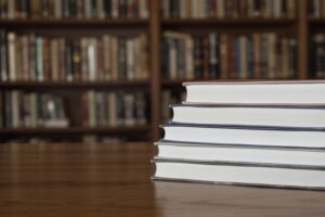 zielona-biblioteka-zaprasza-na-huczne-90--urodziny-auto-6303