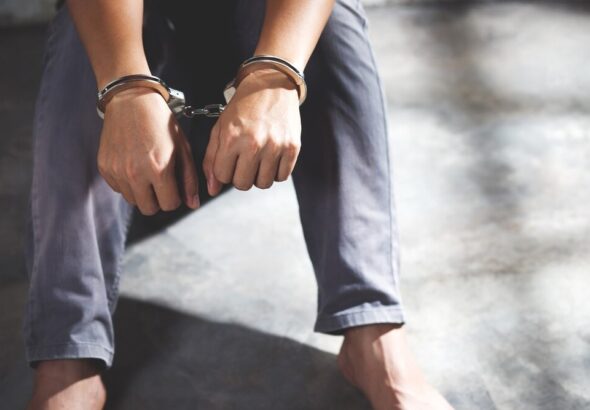 dzia--ania-policjant--w-przy-ul--brzeskiej-skutkow-auto-3351