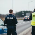 jecha---pijany-i-pr--bowa---przekupi---policjant---auto-1536