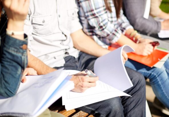 nauka-j--zyka-obcego-dla-senior--w-----rozwijaj-um-auto-3582