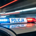 nieodpowiedzialna-zabawa-z-bezpiecze--stwem-pasa---auto-1381