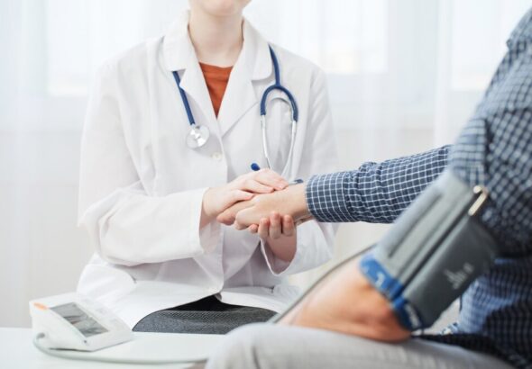 policyjna-mama-z-wizyt---w-----obku----wodnik-szuw-auto-3851