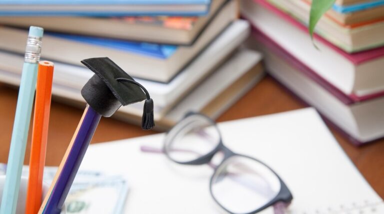 spotkanie-przedszkolak--w-z-policyjnym-borsukiem-auto-3530