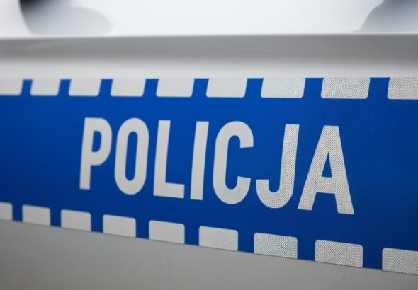 zaw--d-policjant-----spotkanie-z-uczniami-klas-o-p-auto-6110