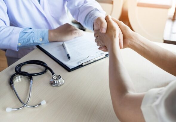 bezp--atne-badania-mammograficzne-na-targ--wku-----auto-3860