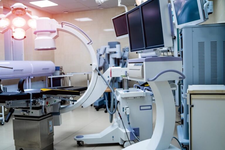 bezp--atne-konsultacje-psychologiczne-dla-m--odzie-auto-3930