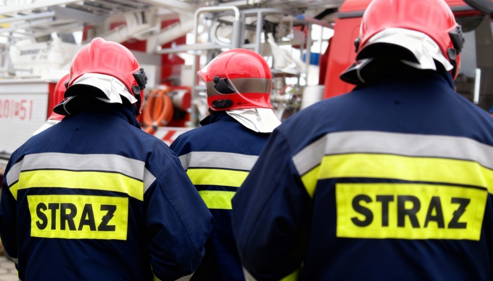 m--odzie--owa-dru--yna-po--arnicza-na-szczycie--auto-6749