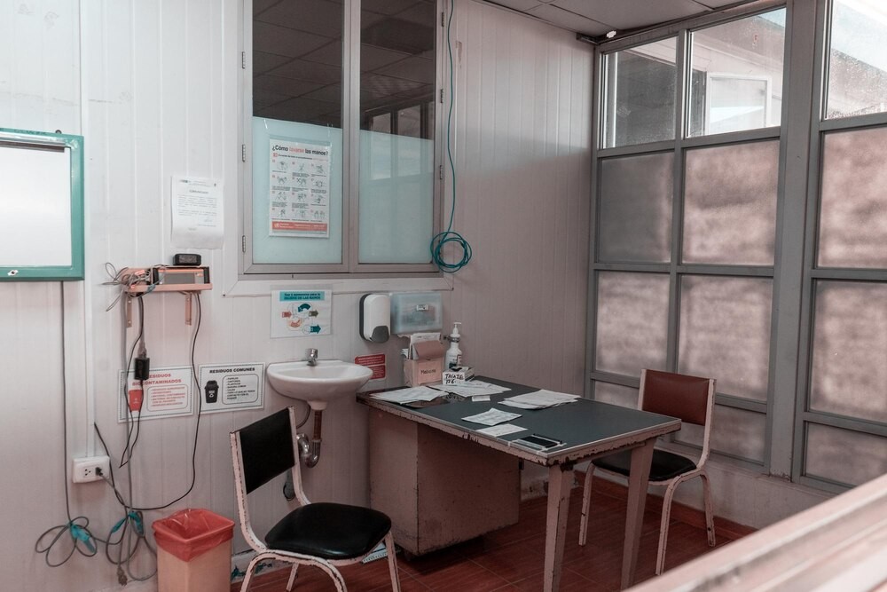 sprawd----gdzie-w-warszawie-znajdziesz-defibrylato-auto-3927