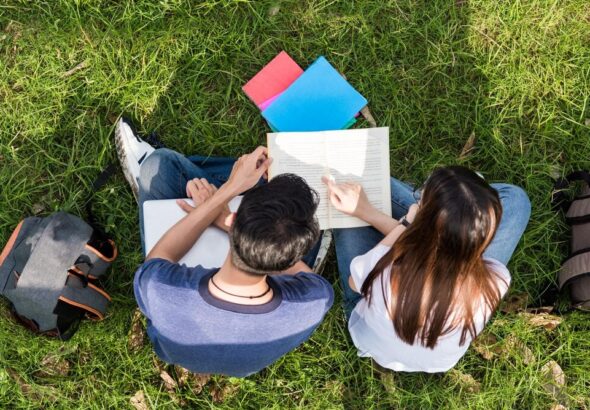 uczniowie-z-usa-odkrywaj---targ--wek-w-ramach-mi---auto-3586