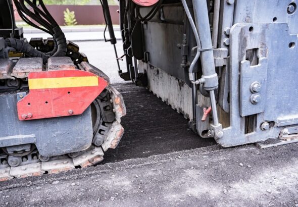 druga-cz-------ulicy-bozna--skiej-z-nowym-asfaltem-auto-3741