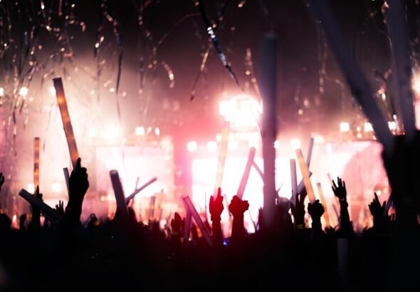 festiwal-asteriada--m--odzi-arty--ci-z-w--ochy-zab-auto-1851