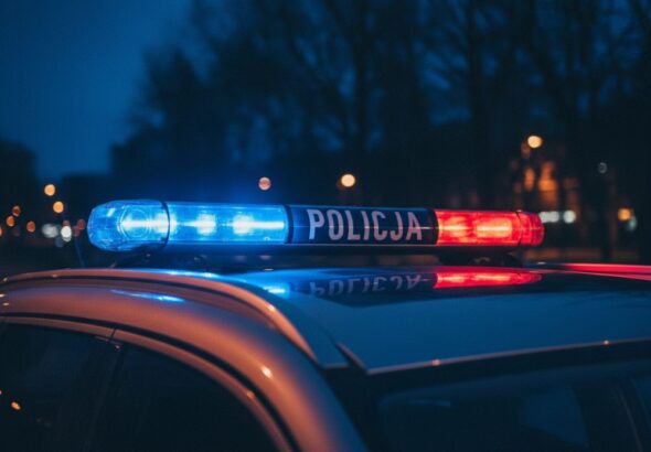 policja-b--yskawicznie-zatrzymuje-sprawc---rozboju-auto-6943