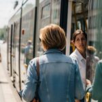 prace-tramwajarzy-na-ulicy-nowowiejskiej-----25-26-auto-2738