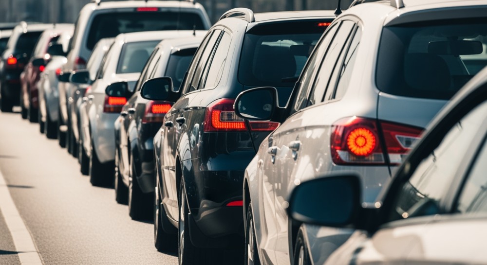 sobotnie-utrudnienia-w-ruchu-w-centrum-warszawy----auto-2311