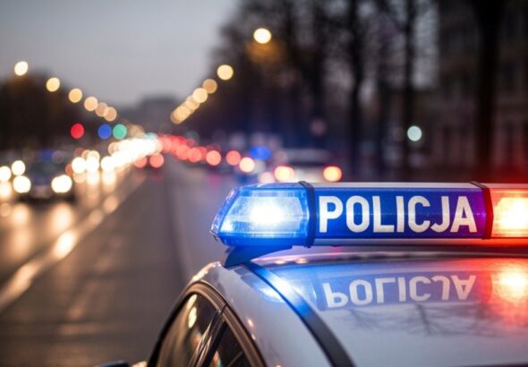 stra--nicy-uj--li-niepoczytalnego-m----czyzn---auto-335