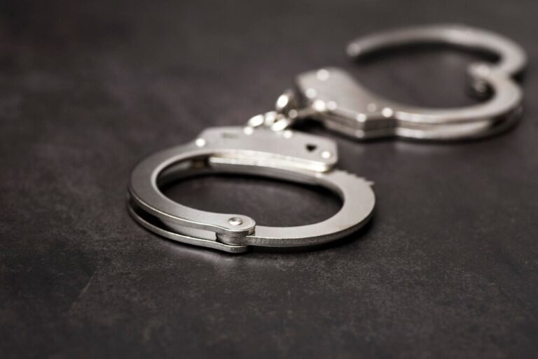 tajemnice-barwnego-p------wiatka-warszawy-i-linii--auto-3356