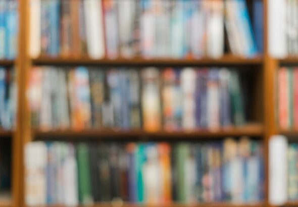 tydzie---pe--en-przyg--d-w-bibliotece-na-bia--o----auto-6420