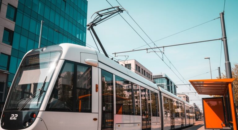 weekendowy-tramwaj-z-ksi----kami-----propozycja-wa-auto-2626