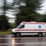 wy--cig-z-czasem-w-zegrzu-po--udniowym--policjanci-auto-836